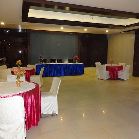 Hardik Resort Орчха Экстерьер фото