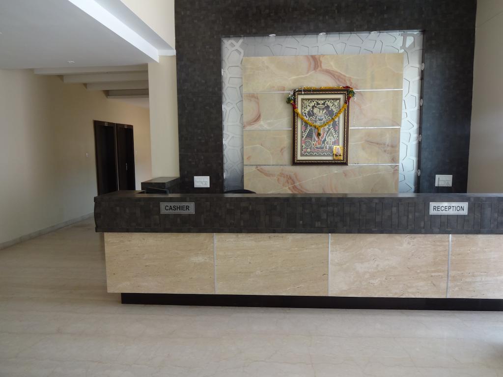 Hardik Resort Орчха Экстерьер фото